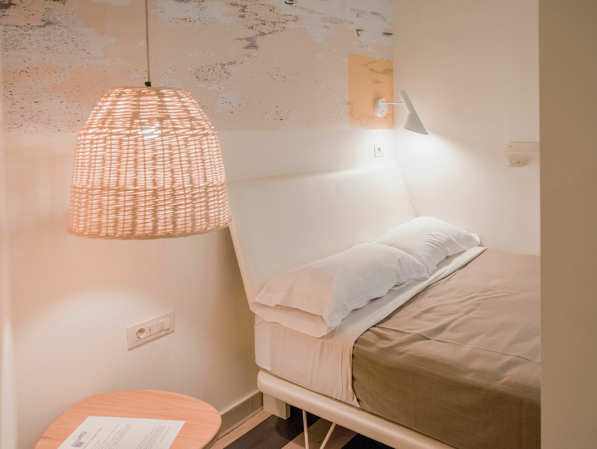 Room Select Sol مدريد المظهر الخارجي الصورة
